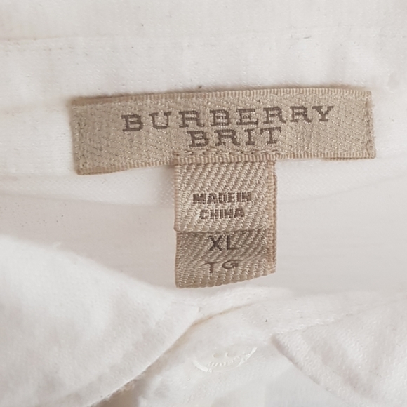 Authentic Burberry Polo - Picture 2 of 3